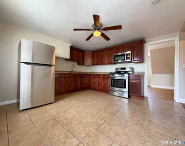317 Lincoln Avenue - Photo Thumbnail 1