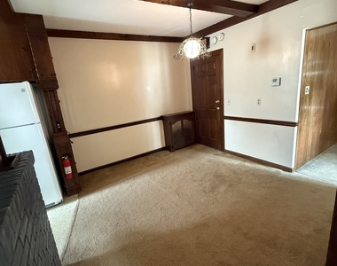 368 Main Street - Photo Thumbnail 2