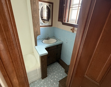 368 Main Street - Photo Thumbnail 6