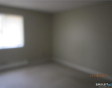 63 Hicks Street - Photo Thumbnail 15