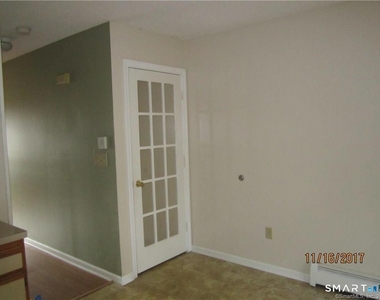 63 Hicks Street - Photo Thumbnail 9
