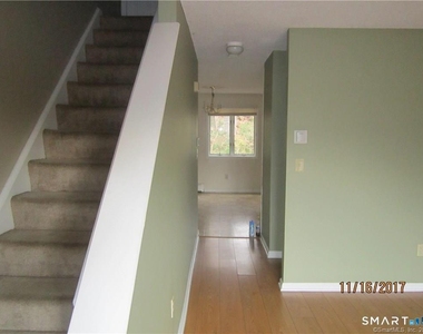 63 Hicks Street - Photo Thumbnail 16