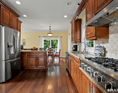 56 Barholm Avenue - Photo Thumbnail 6