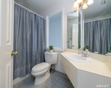 37 Wilton Crest - Photo Thumbnail 16