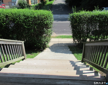 81 Jetland Street - Photo Thumbnail 14