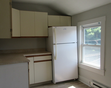 81 Jetland Street - Photo Thumbnail 2