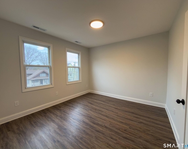 43 Prospect Street - Photo Thumbnail 5