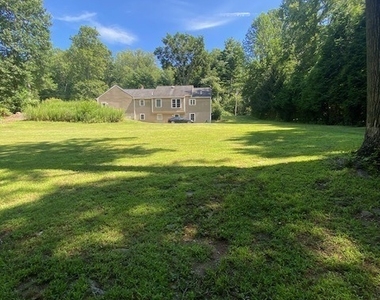129 Haddam Colchester Turnpike - Photo Thumbnail 15