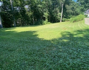 129 Haddam Colchester Turnpike - Photo Thumbnail 16