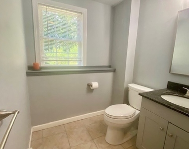 129 Haddam Colchester Turnpike - Photo Thumbnail 10