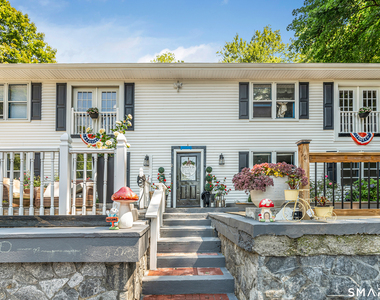 112 Woodbine Street - Photo Thumbnail 1