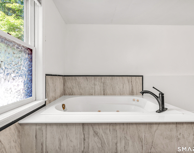 112 Woodbine Street - Photo Thumbnail 34
