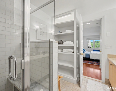 43 Harbor Drive - Photo Thumbnail 13