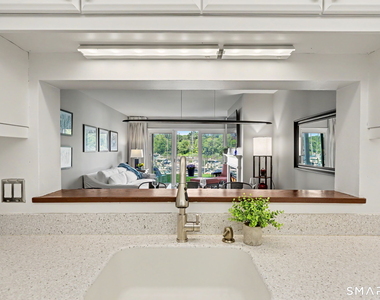 43 Harbor Drive - Photo Thumbnail 9
