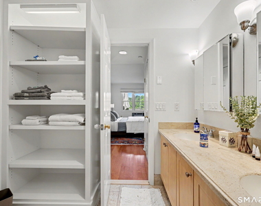 43 Harbor Drive - Photo Thumbnail 14