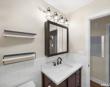 91 Bertrose Avenue - Photo Thumbnail 14