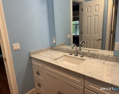 30 Stillview Road - Photo Thumbnail 16