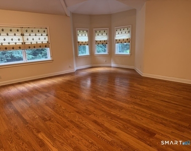30 Stillview Road - Photo Thumbnail 14