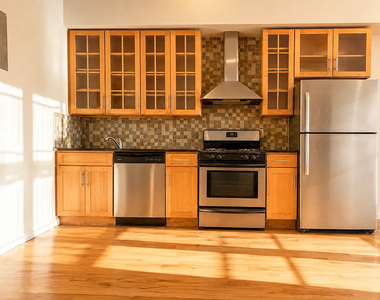 18 Goodwin Place - Photo Thumbnail 8