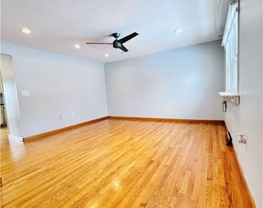 80 Nicholas Drive - Photo Thumbnail 13