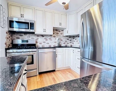 80 Nicholas Drive - Photo Thumbnail 15