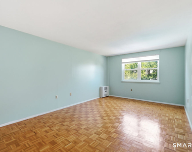 889 Farmington Avenue - Photo Thumbnail 17