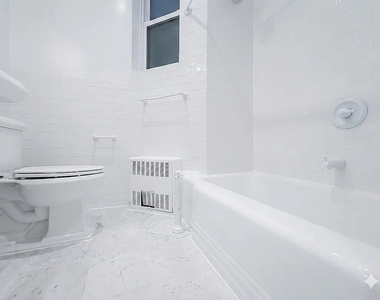 342 East 55th Street - Photo Thumbnail 4