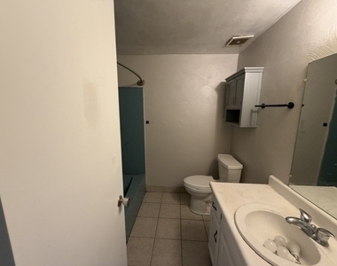 106 Kifer Road - Photo Thumbnail 7