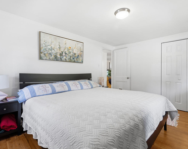 5183 Fieldcrest Drive - Photo Thumbnail 11