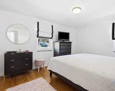 5183 Fieldcrest Drive - Photo Thumbnail 12