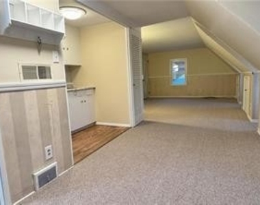 318 W Pearl Street - Photo Thumbnail 1