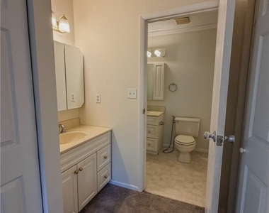 134 Forest Dr - Photo Thumbnail 15