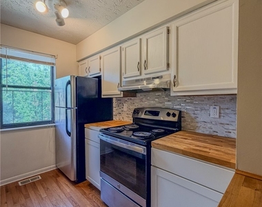 134 Forest Dr - Photo Thumbnail 7