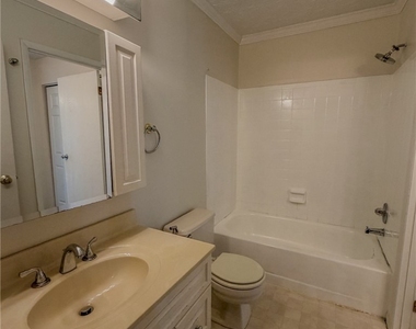 134 Forest Dr - Photo Thumbnail 16