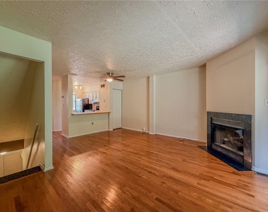 134 Forest Dr - Photo Thumbnail 3