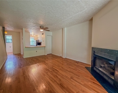 134 Forest Dr - Photo Thumbnail 4