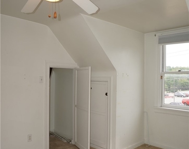 3234 Washington Pike - Photo Thumbnail 16