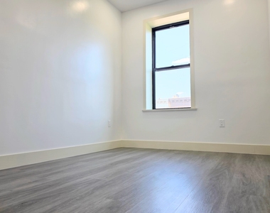 5416 5th Avenue - Photo Thumbnail 3