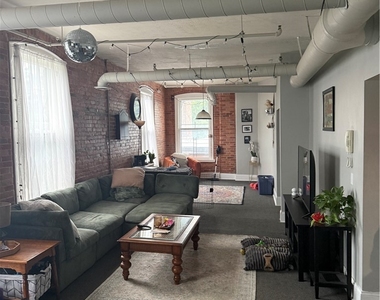 775 Park Avenue - Photo Thumbnail 2