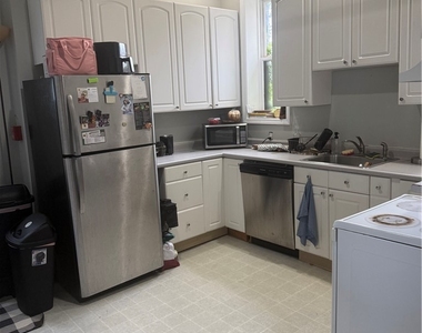 775 Park Avenue - Photo Thumbnail 1