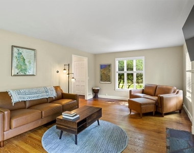 485 Oakridge Drive - Photo Thumbnail 6