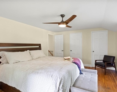 485 Oakridge Drive - Photo Thumbnail 19