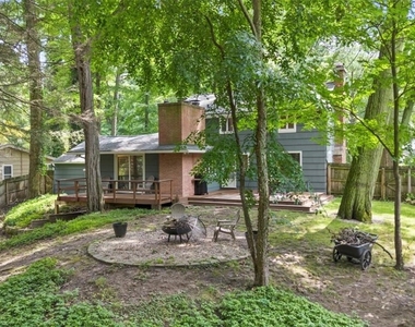 485 Oakridge Drive - Photo Thumbnail 35