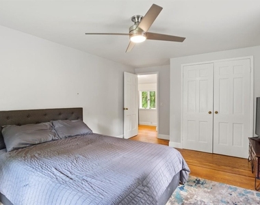 485 Oakridge Drive - Photo Thumbnail 25