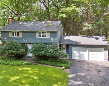 485 Oakridge Drive - Photo Thumbnail 31