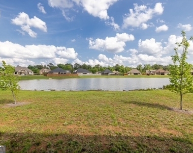 112 Gwendolyn Avenue - Photo Thumbnail 15
