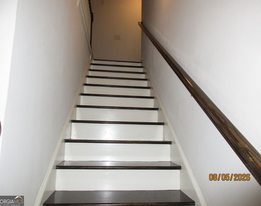 2726 Kemp Court - Photo Thumbnail 11