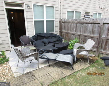 2726 Kemp Court - Photo Thumbnail 20