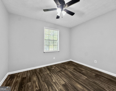 191 Aaron Court - Photo Thumbnail 12
