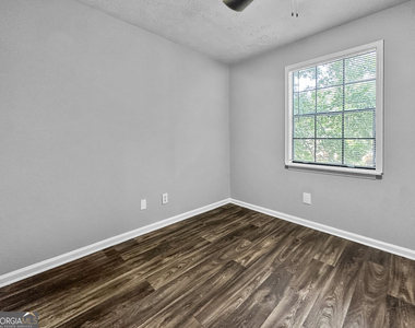 191 Aaron Court - Photo Thumbnail 11